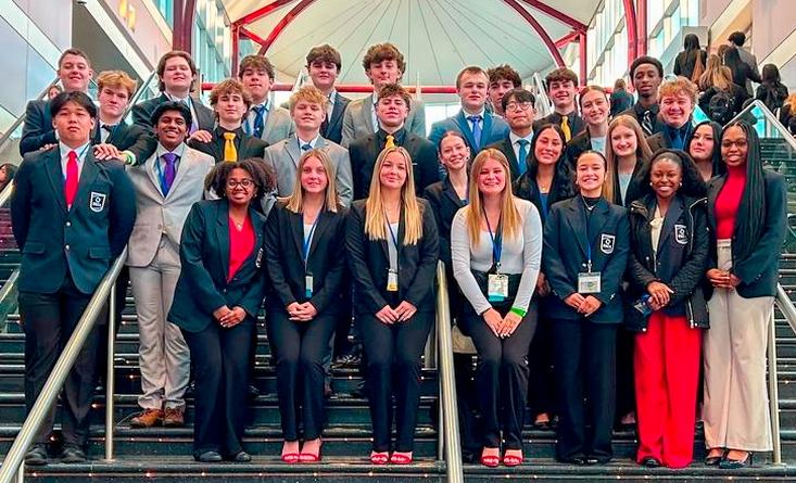 ESM  Students Qualify for DECA International Competition